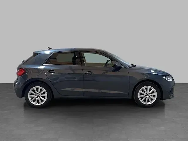 Usata Audi A1 Sportback Admired 95 CV (69 kW) 2025 Grigio manhattan metallizzato Utilitaria