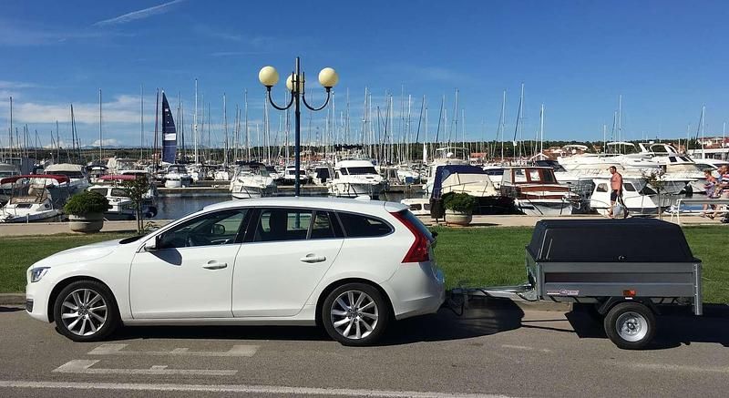Usata Volvo V60 Momentum 163 CV (119 kW) 2014 Bianco Station wagon