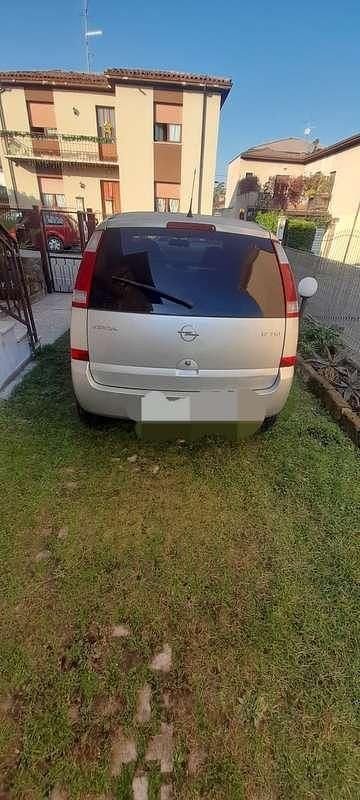 Usata Opel Meriva 101 CV (74 kW) 2004 Monovolume