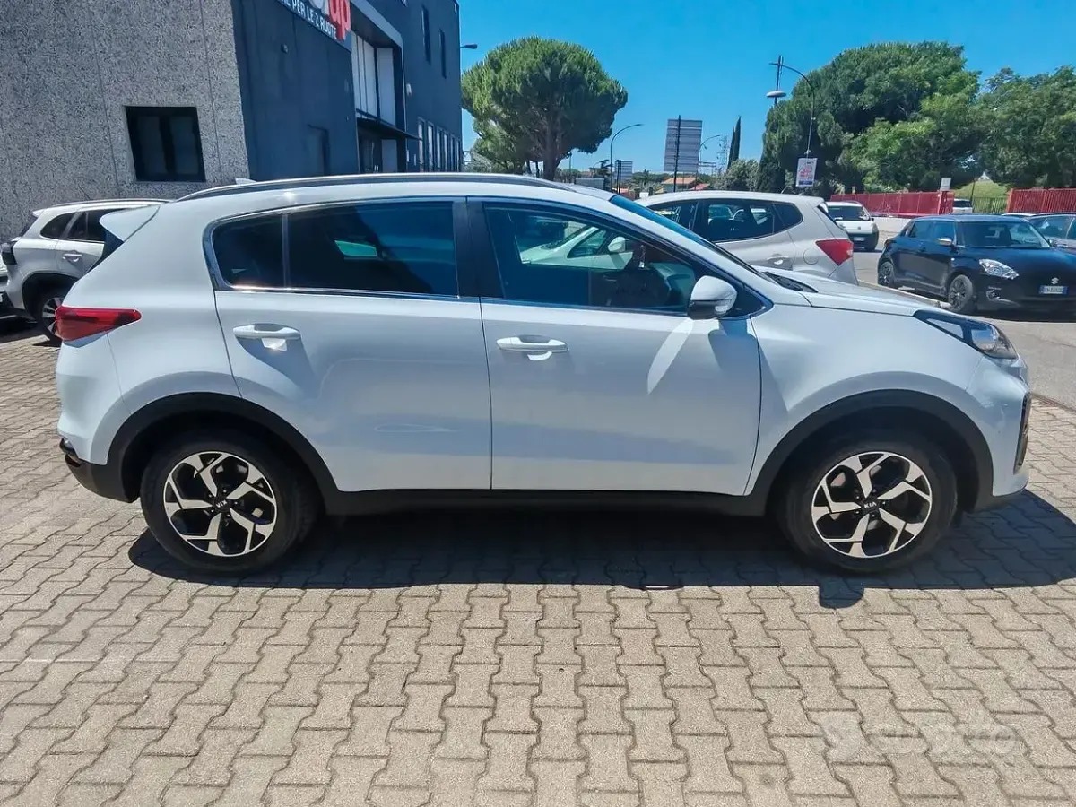 Usata Kia Sportage 115 CV (84 kW) 2020 Bianco SUV