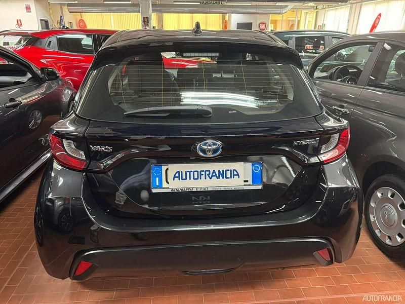 Usata Toyota Yaris Hybrid Active 114 CV (83 kW) 2023 Nero Utilitaria