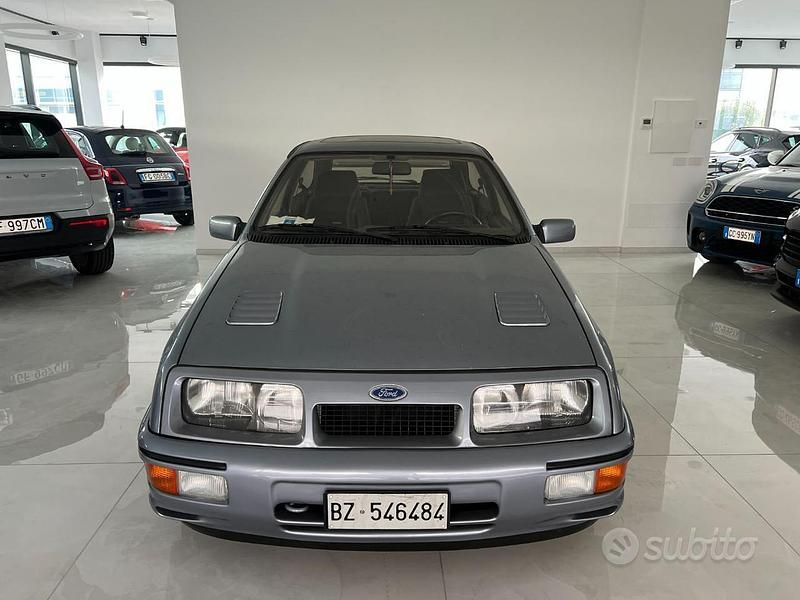 Usata Ford Sierra RS 204 CV (150 kW) 1991 Blu Utilitaria