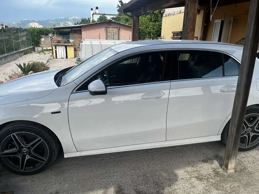Usata Mercedes A250 Premium 160 CV (117 kW) 2021 Berlina