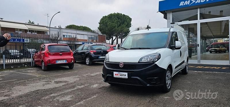 Usata Fiat Doblò 105 CV (77 kW) 2016 Bianco Monovolume