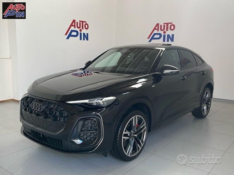 Nero Nuova 2025 Audi Q5 Advanced SUV | 76.900 € - Immagine 1/4