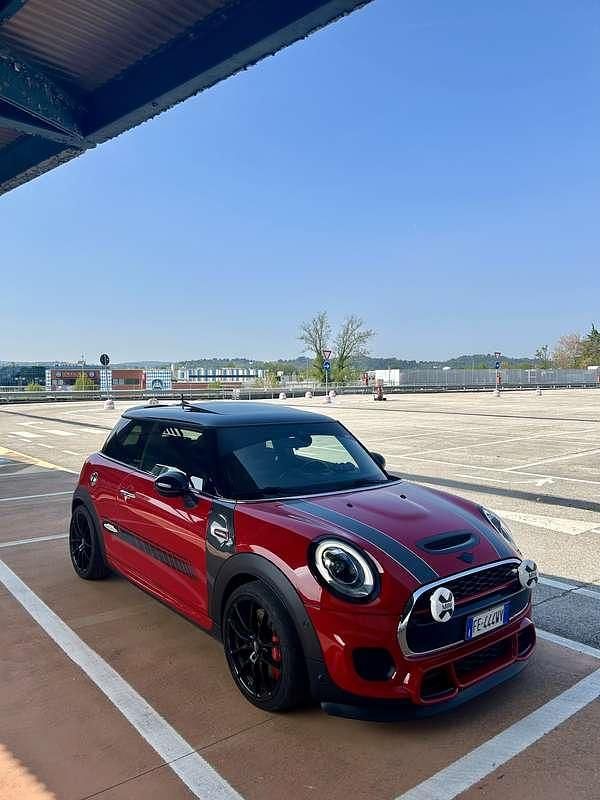 Usata Mini John Cooper Works Hype 231 CV (169 kW) 2016 Utilitaria