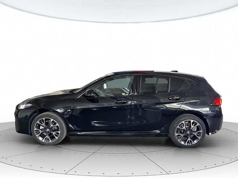 Gebraucht BMW 118 M Sport 150 PS (110 kW) 2025 Schwarz Kleinwagen