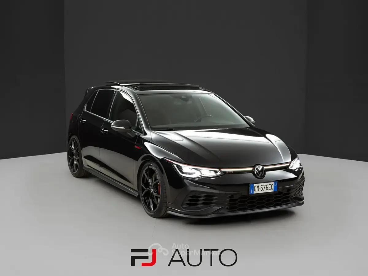 Usata VW Golf VIII GTI Clubsport 300 CV (220 kW) 2022 Nero Berlina