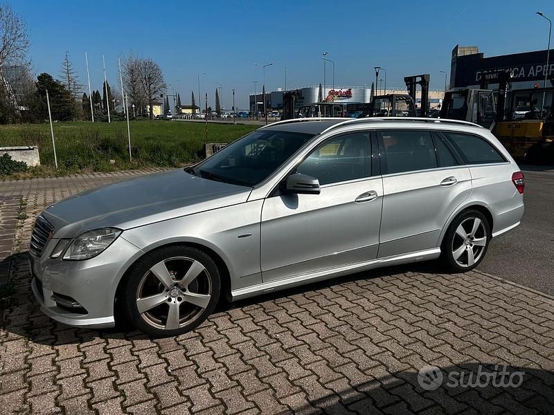 Usata Mercedes E220 2012 Grigio Station wagon
