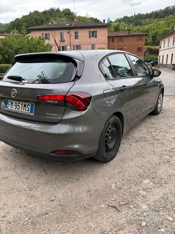 Usata Fiat Tipo 95 CV (69 kW) 2018 Grigio Station wagon