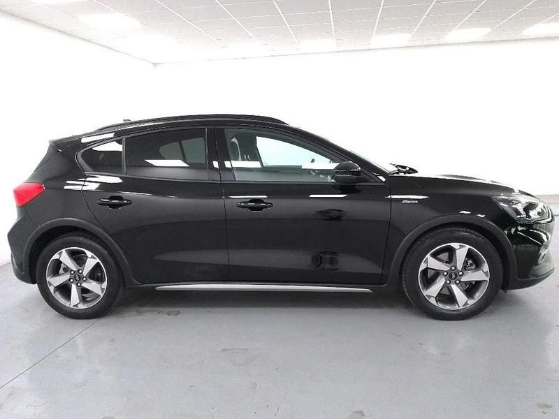 Usata Ford Focus Active 125 CV (91 kW) 2020 Nero pastello SUV