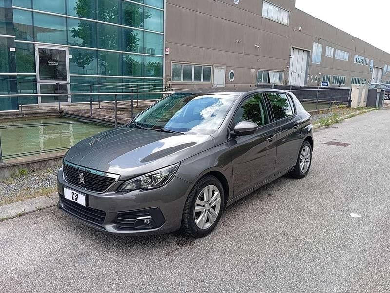 Usata Peugeot 308 Style 131 CV (96 kW) 2019 Grigio Berlina