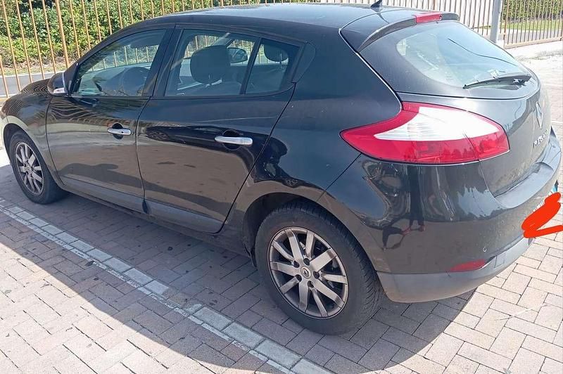 Usata Renault Mégane III Dynamique 110 CV (80 kW) 2009 Berlina