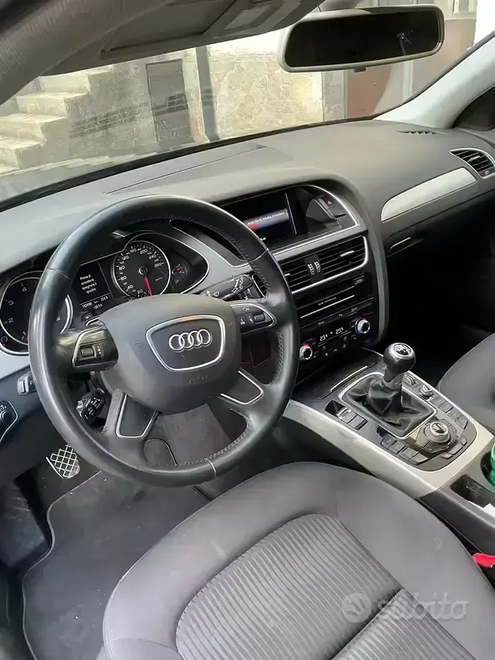 Usata Audi A4 150 CV (110 kW) 2015 Nero Station wagon