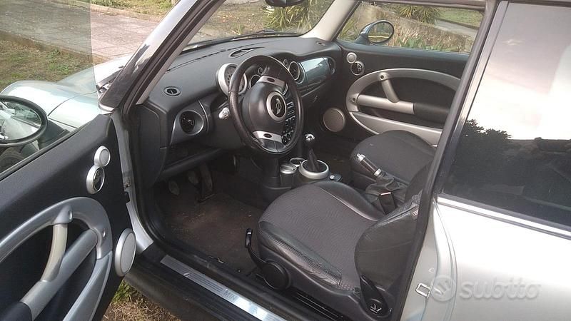 Usata Mini ONE 2001 Utilitaria