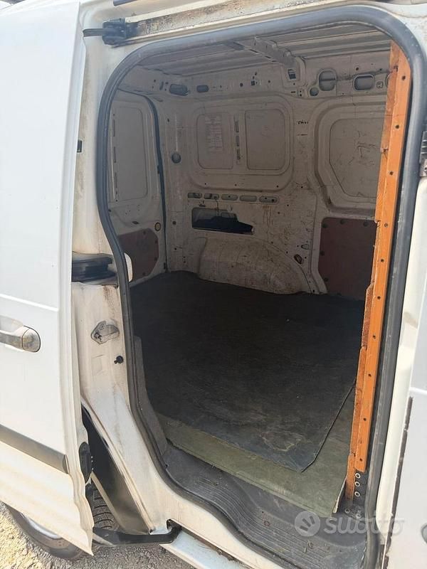 Usata Ford Transit Connect 110 CV (80 kW) 2007 Bianco Monovolume