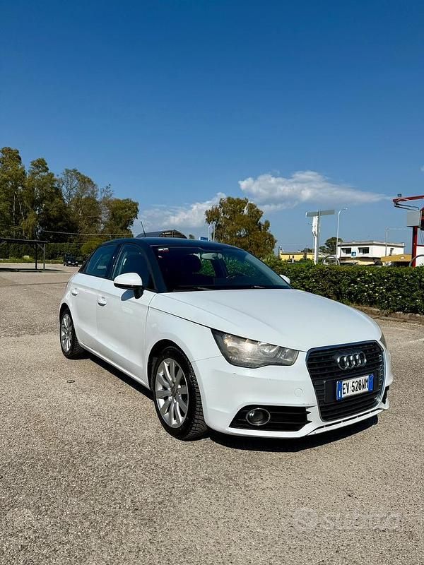 Usata Audi A1 Sportback 90 CV (66 kW) 2014 Bianco Utilitaria