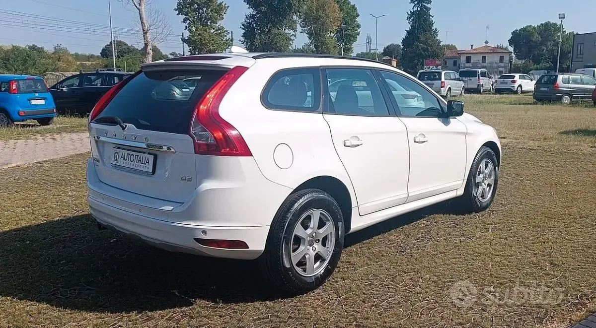 Usata Volvo XC60 150 CV (110 kW) 2016 Bianco SUV