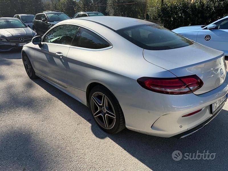 Usata Mercedes C200 Premium Plus 160 CV (117 kW) 2021 Grigio Coupé