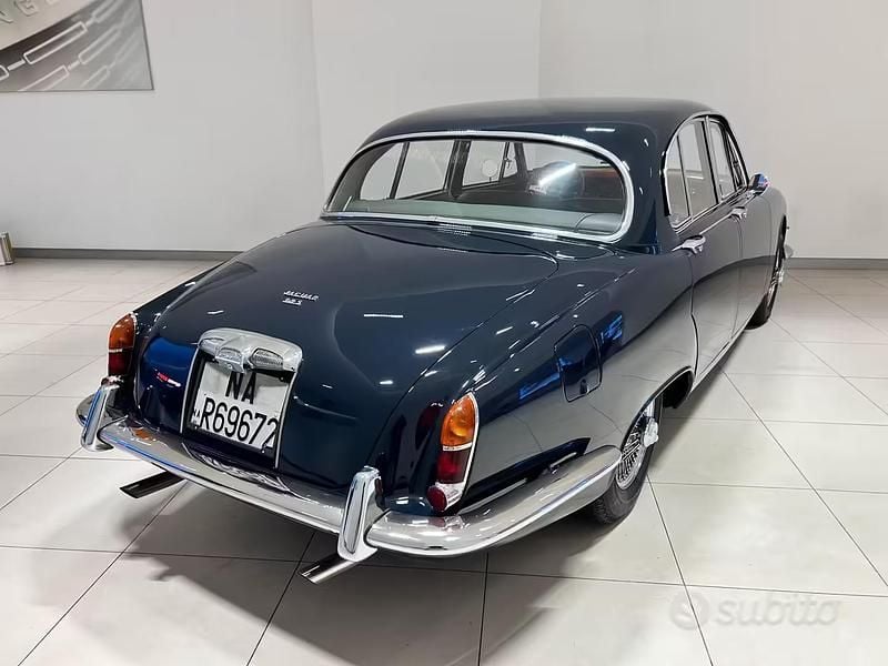 Usata Jaguar S-Type S 220 CV (161 kW) 1960 Blu Berlina