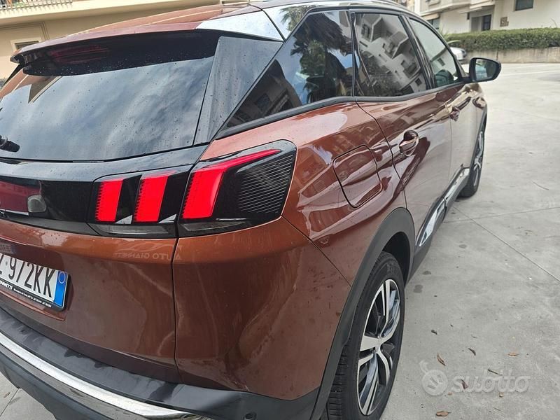 Usata Peugeot 3008 Allure 2019 Marrone SUV