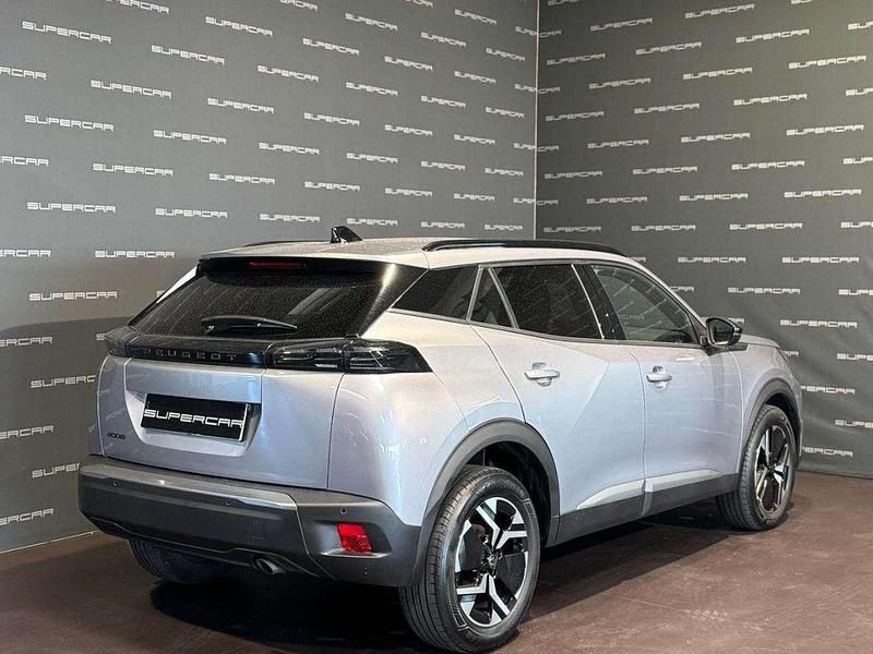 Usata Peugeot 2008 Allure 101 CV (74 kW) 2025 Grigio artense SUV