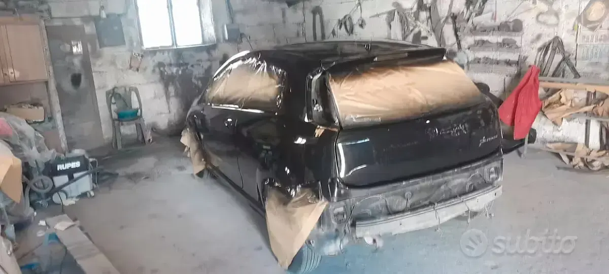 Usata Fiat Grande Punto 75 CV (55 kW) 2007 Nero Utilitaria