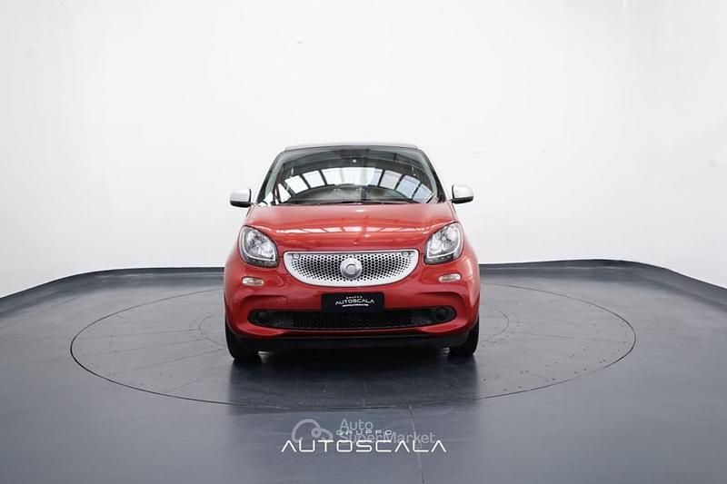 Usata Smart ForFour Passion 71 CV (52 kW) 2015 Red passion (vern. perlata ex Utilitaria