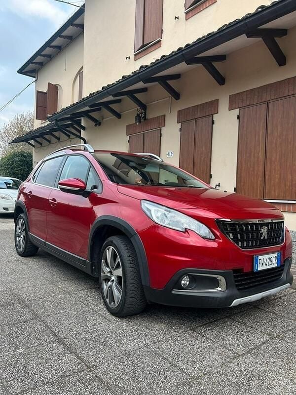 Rosso Usata 2019 Peugeot 2008 Allure SUV | 10.900 € (Super prezzo) - Immagine 1/4