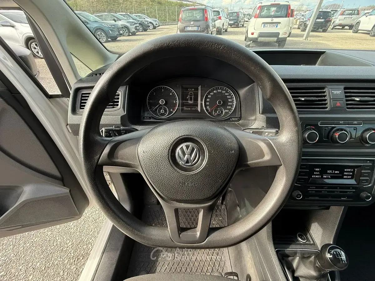Käytetty VW Caddy 122 HP (89 kW) 2020 Valkoinen Tila-auto