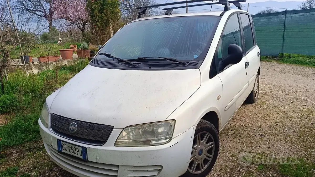 Usata Fiat Multipla 103 CV (75 kW) 2006 Bianco Monovolume