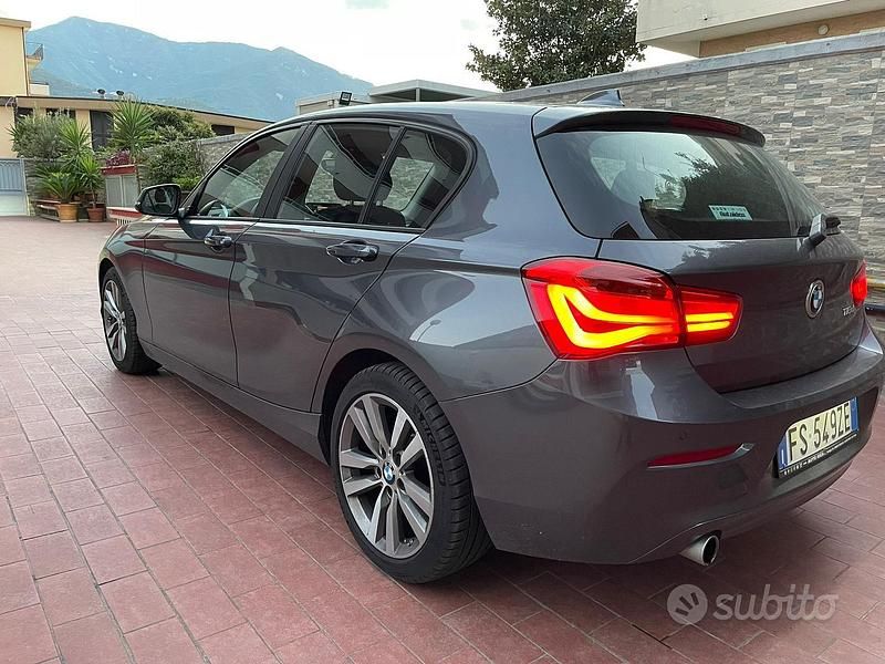 Usata BMW 116 Advantage 116 CV (85 kW) 2015 Grigio Utilitaria