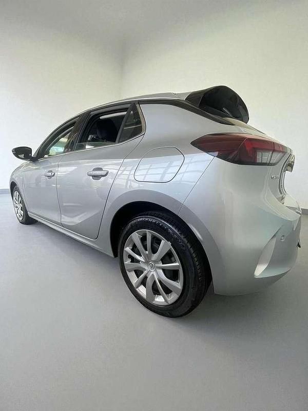 Usata Opel Corsa Elegance 99 CV (72 kW) 2023 Gris aluminium Berlina