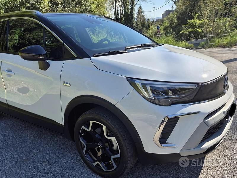 Usata Opel Crossland Elegance 110 CV (80 kW) 2023 Bianco SUV