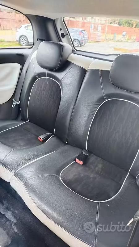 Usata Lancia Ypsilon Platinum 75 CV (55 kW) 2011 Utilitaria