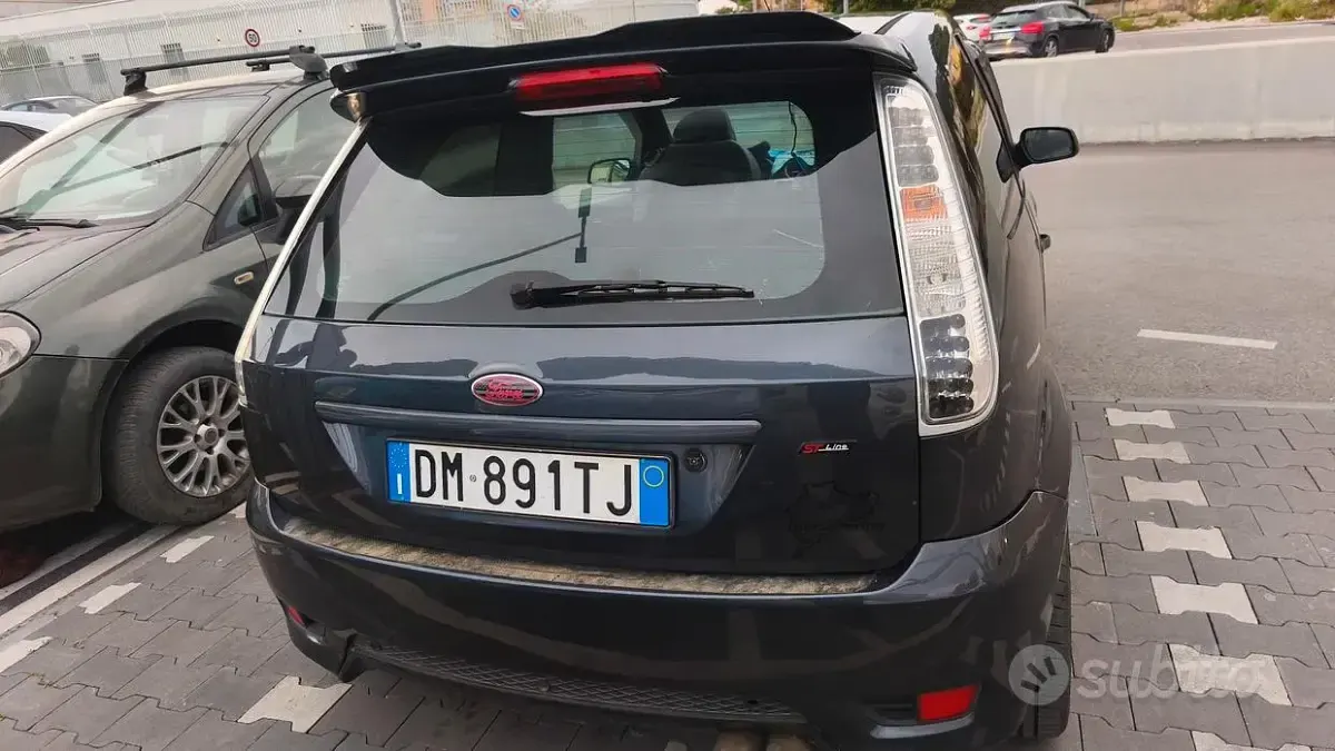 Usata Ford Fiesta 68 CV (50 kW) 2008 Grigio Utilitaria
