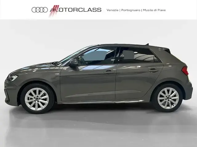 Usata Audi A1 Sportback S-Line 116 CV (85 kW) 2025 Grigio chronos metallizzato Utilitaria