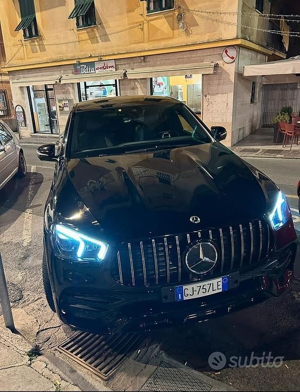 Usata Mercedes GLE400 330 CV (242 kW) 2023 Nero Coupé
