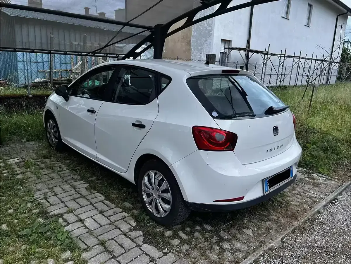 Usata Seat Ibiza Style 69 CV (50 kW) 2008 Bianco Berlina