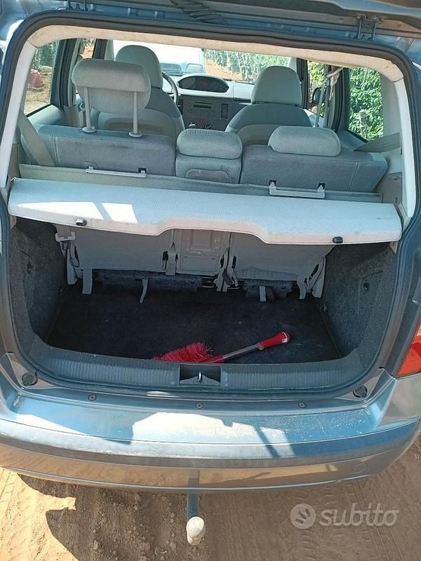 Usata Fiat Idea 95 CV (69 kW) 2005 Grigio Monovolume