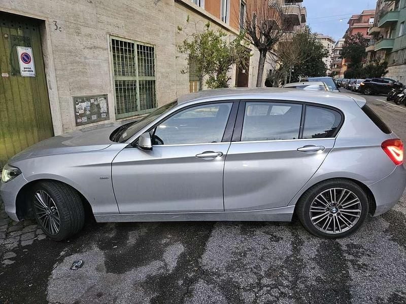 Usata BMW 118 Efficient Dynamics 150 CV (110 kW) 2018 Argento Utilitaria