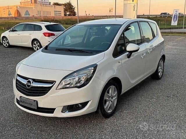 Usata Opel Meriva 95 CV (69 kW) 2017 Bianco Monovolume