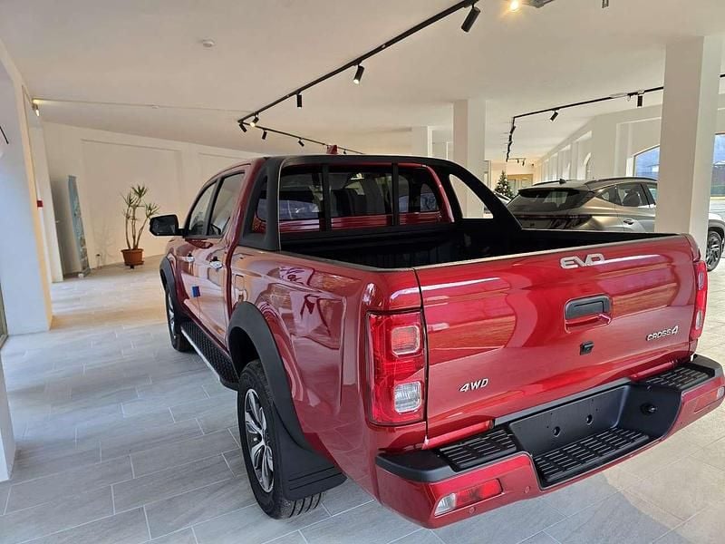 Nuova EVO Cross 4 136 CV (100 kW) 2025 Rosso Pick-up