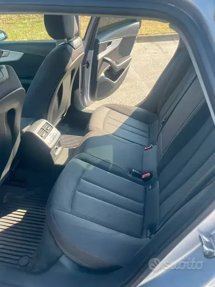 Usata Audi A4 Business 190 CV (139 kW) 2018 Grigio Station wagon