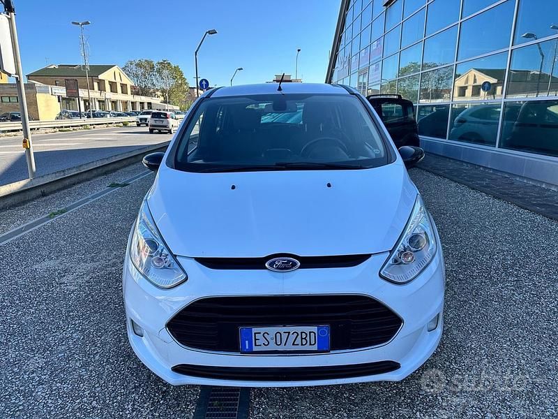 Usata Ford B-MAX Business Edition 90 CV (66 kW) 2013 Bianco Monovolume