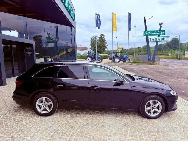 Usata Audi A4 136 CV (100 kW) 2022 Nero Station wagon