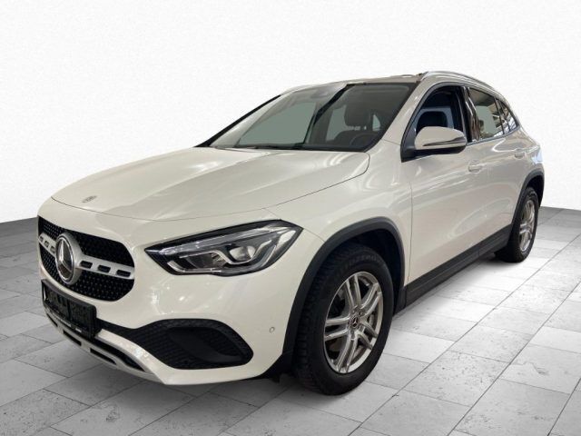 Bianco Usata 2022 Mercedes GLA180 SUV | 28.890 € - Immagine 1/4