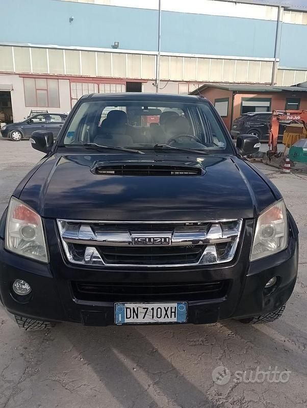 Usata Isuzu D-Max 163 CV (119 kW) 2008 Blu Pick-up