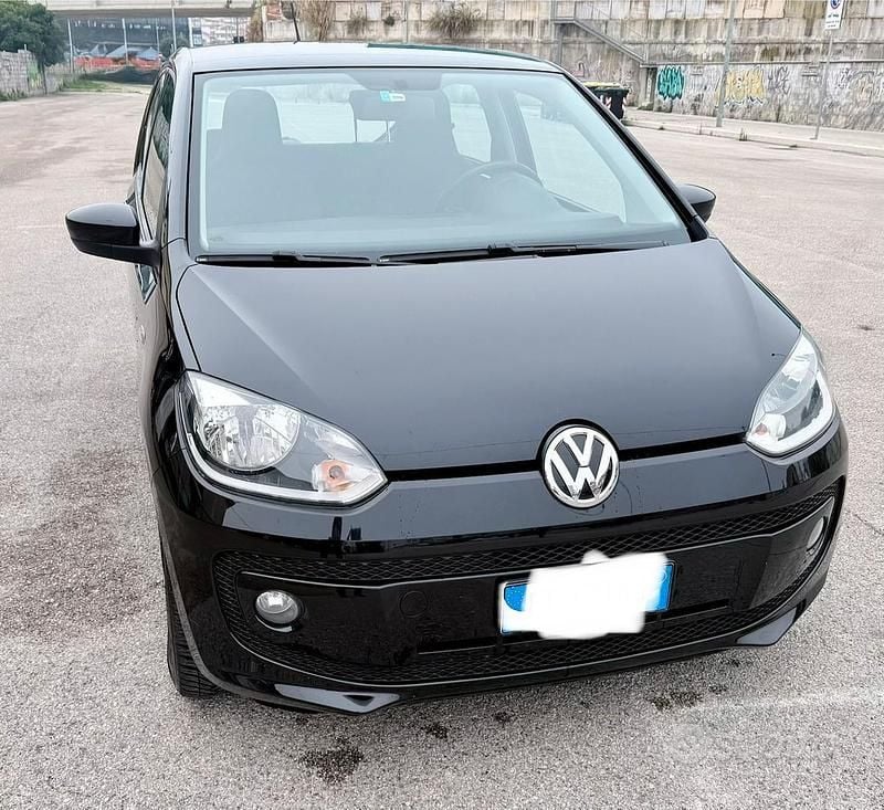 Nero Usata 2016 VW up! Due volumi | 5500 € (Ottimo prezzo) - Immagine 1/4
