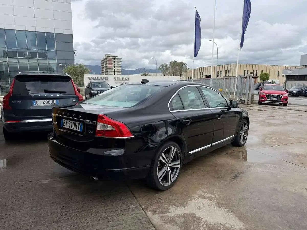 Usata Volvo S80 Summum 181 CV (133 kW) 2014 Nero Berlina
